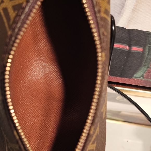 Louis Vuitton Monogram Mini Papillon Barrel Bag with COA - Picture 12 of 16